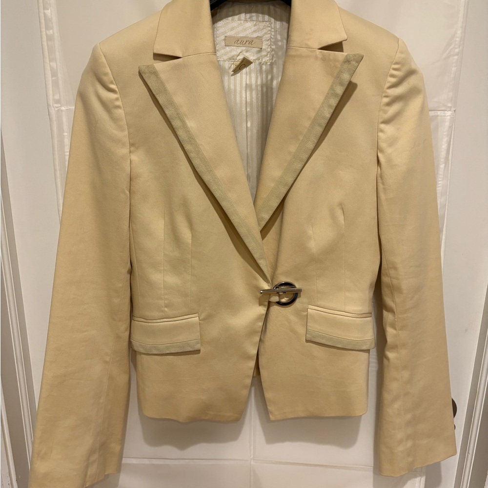 Aura Cream Blazer with Tan Accents